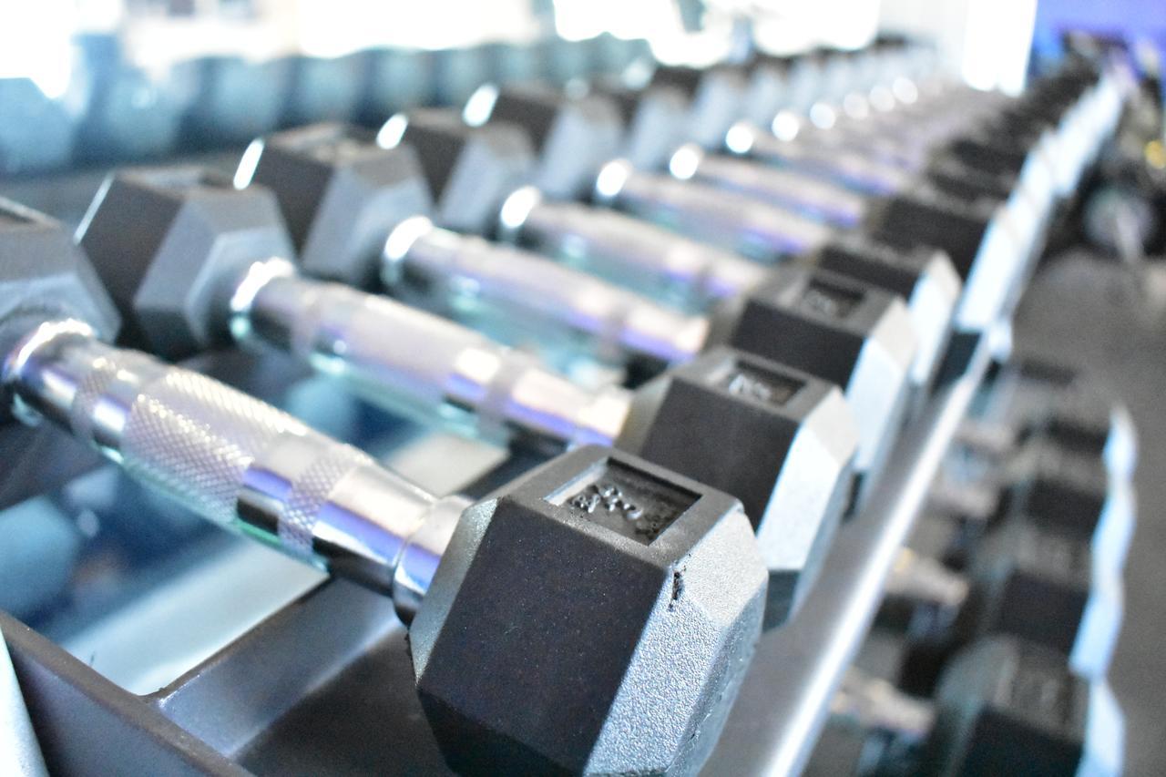 Crown Paradise Golden All Inclusive Resort - Adults Only 巴亞爾塔港 外观 照片 Dumbbells