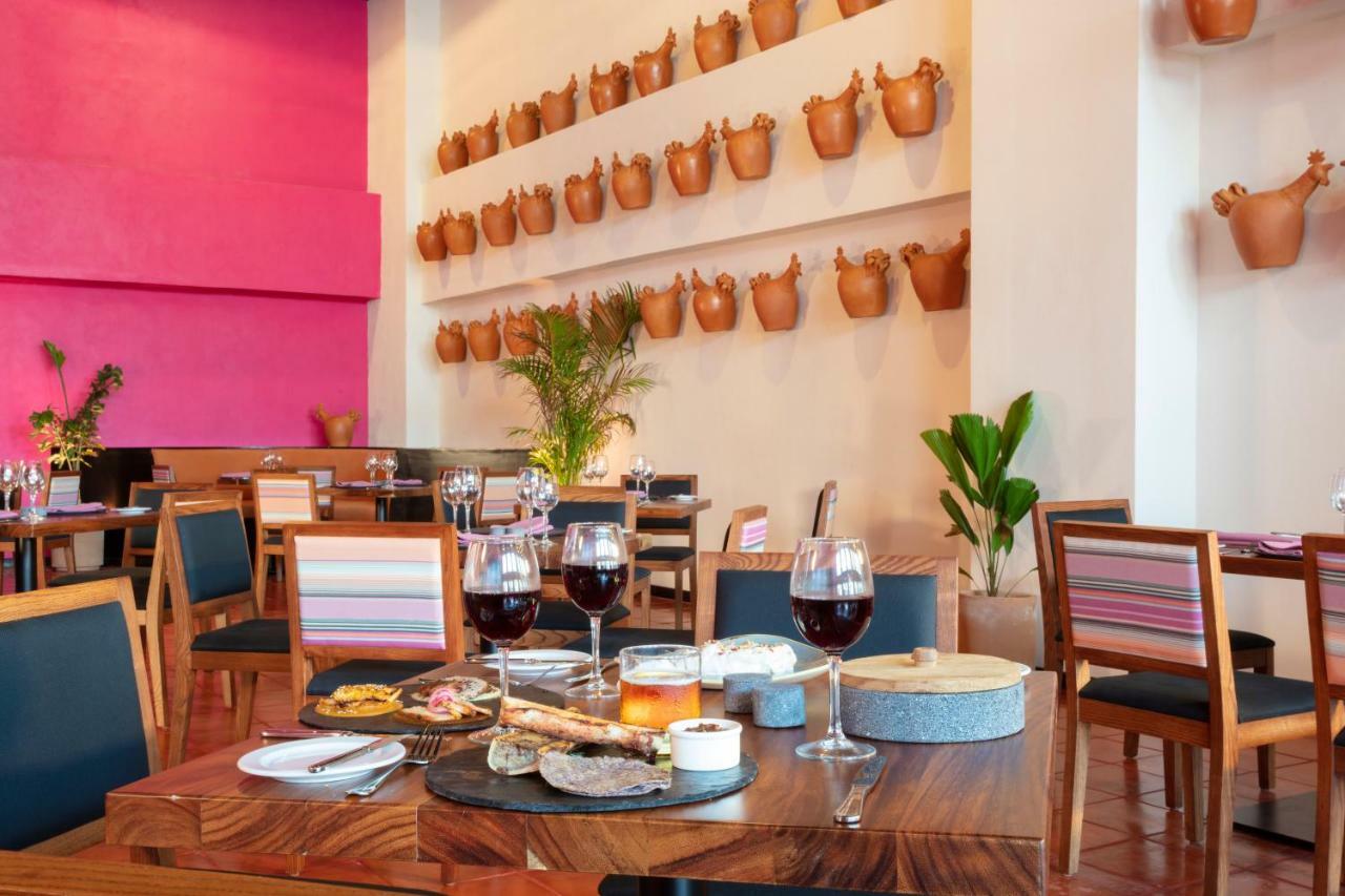 Crown Paradise Golden All Inclusive Resort - Adults Only 巴亞爾塔港 外观 照片 Interior of the restaurant